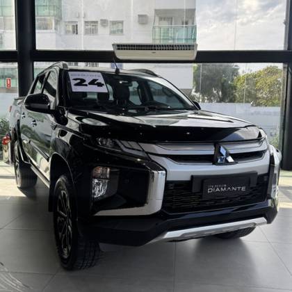 MITSUBISHI L200 TRITON 2.4 16V TURBO DIESEL SPORT HPE-S CD 4P 4X4 AUTOMÁTICO MITSUBISHI L200 TRITON 2.4 16V TURBO DIESEL SPORT HPE-S CD 4P 4X4 AUTOMÁTICO